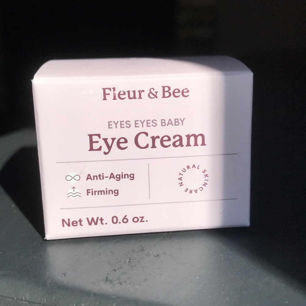 Fleur & Bee eye cream